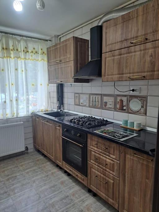Casuta Cu Povesti Apartment Cîmpina Luaran gambar