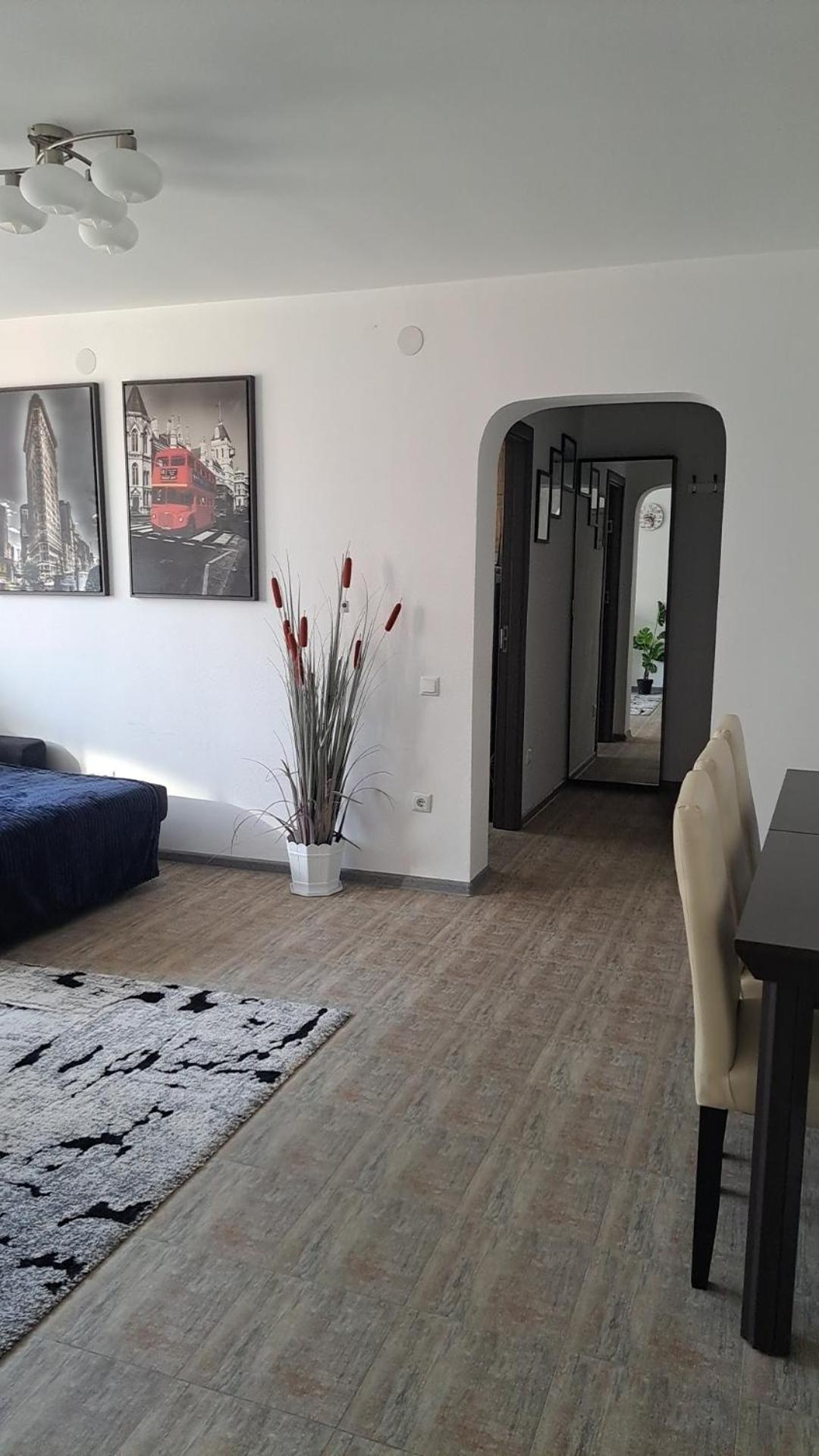 Casuta Cu Povesti Apartment Cîmpina Luaran gambar